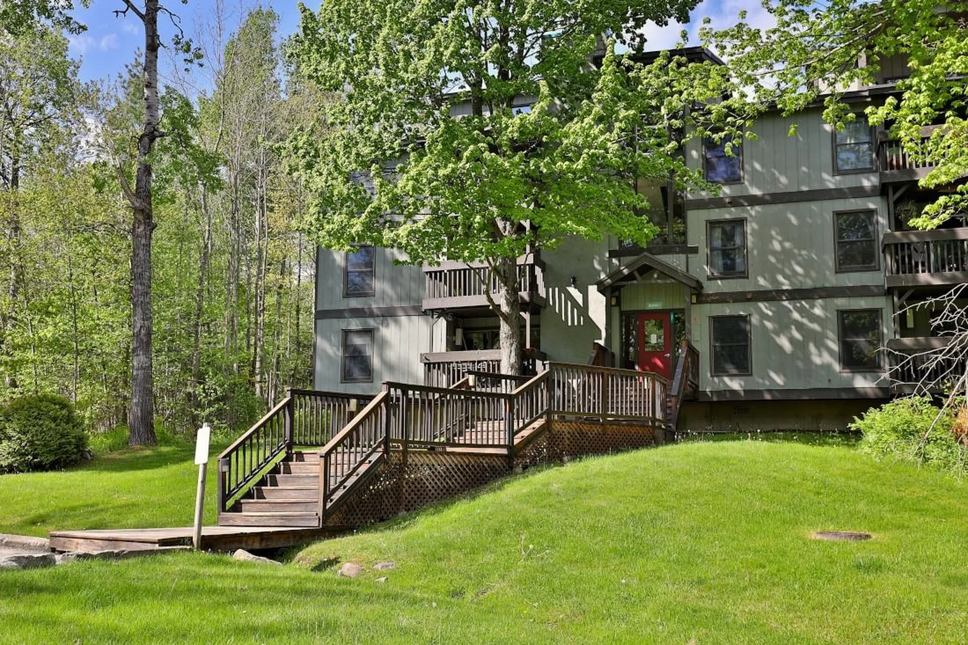 37 Gateway Court Mendon VT 05701