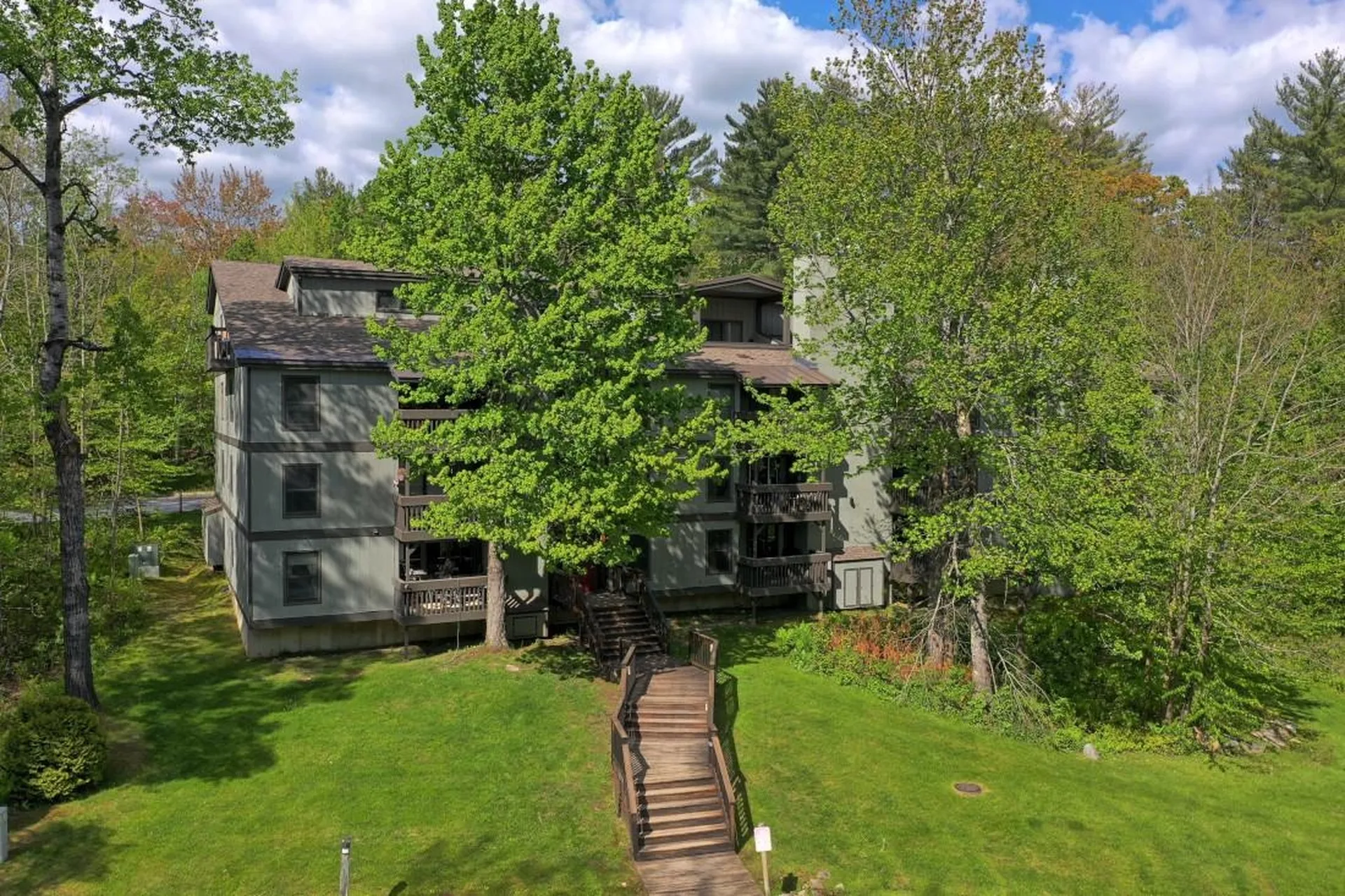 37 Gateway Court Mendon VT 05701