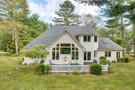 7 Fairway Drive Hales Location NH 03860