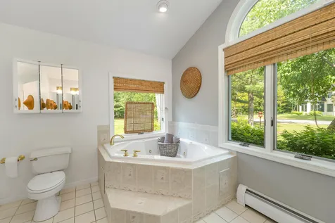 7 Fairway Drive Hales Location NH 03860