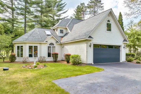 7 Fairway Drive Hales Location NH 03860