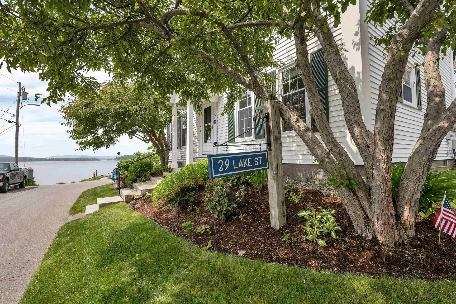 29 Lake Street Wolfeboro NH 03894