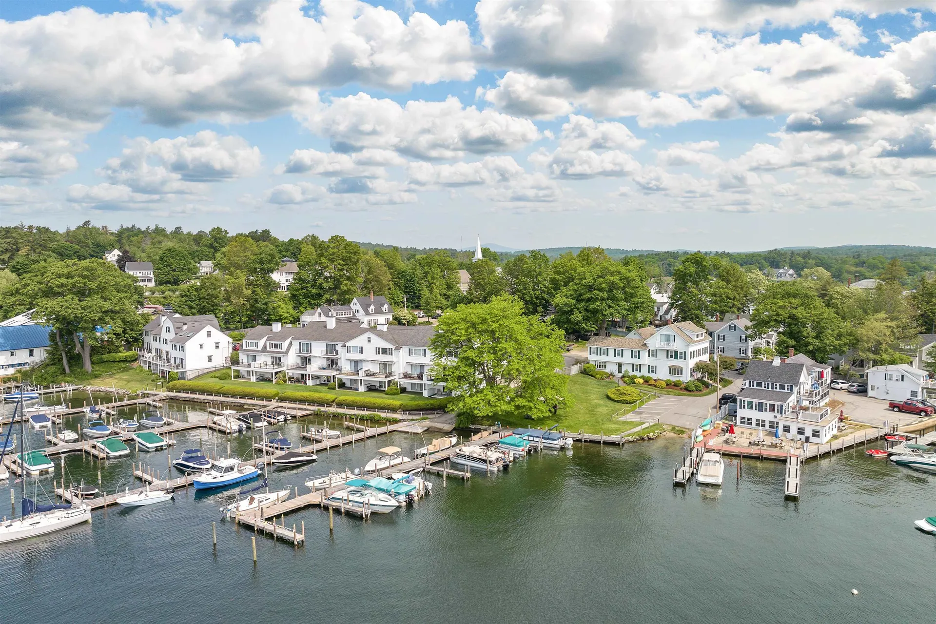29 Lake Street Wolfeboro NH 03894