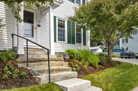 29 Lake Street Wolfeboro NH 03894