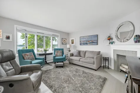 29 Lake Street Wolfeboro NH 03894