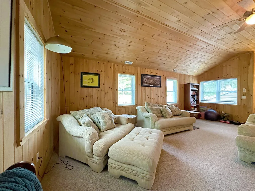11 Virginia Court Alton NH 03810