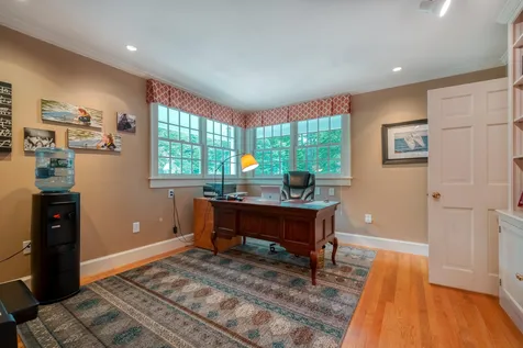 34 Flagg Road Hollis NH 03049