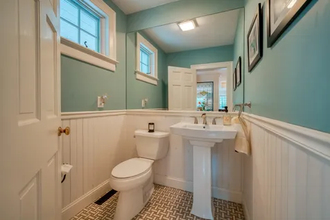 34 Flagg Road Hollis NH 03049