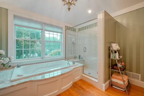 34 Flagg Road Hollis NH 03049