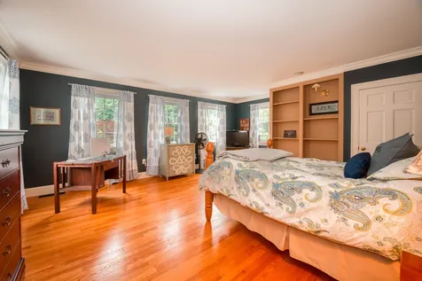 34 Flagg Road Hollis NH 03049