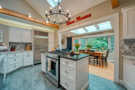 34 Flagg Road Hollis NH 03049