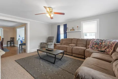 11 Academy Street Tilton NH 03276