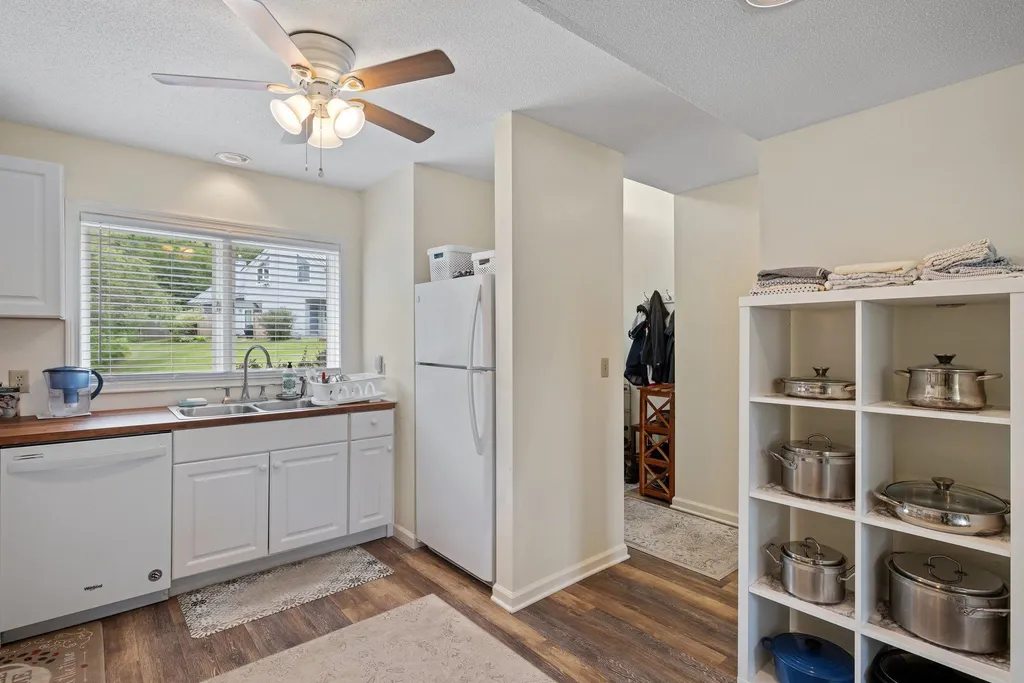 11 Rocky Hill Way Enfield NH 03748