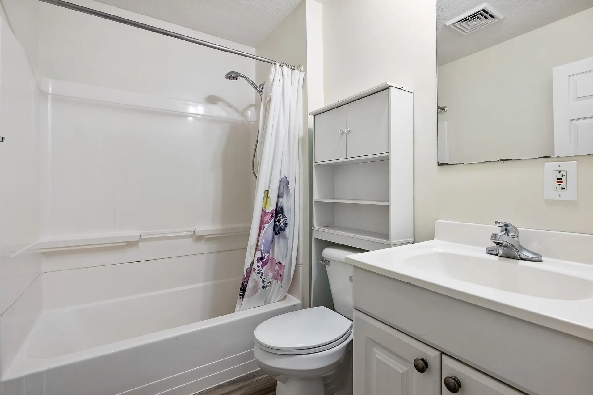 92 Cottage Street Portsmouth NH 03801