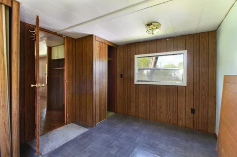 10 Moccasin Avenue Grand Isle VT 05458