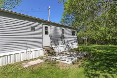 10 Moccasin Avenue Grand Isle VT 05458