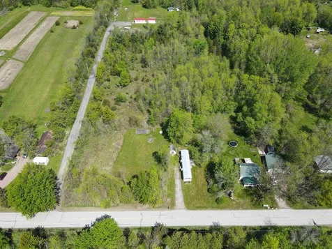 10 Moccasin Avenue Grand Isle VT 05458