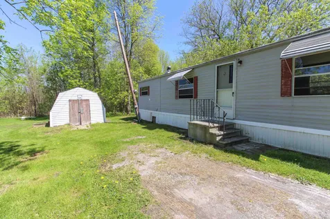 10 Moccasin Avenue Grand Isle VT 05458