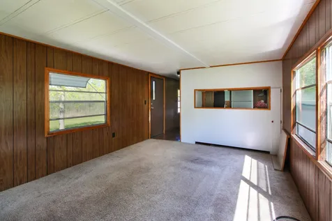 10 Moccasin Avenue Grand Isle VT 05458