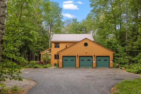 21 Locust Drive Holderness NH 03245