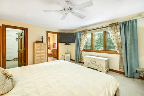 21 Locust Drive Holderness NH 03245