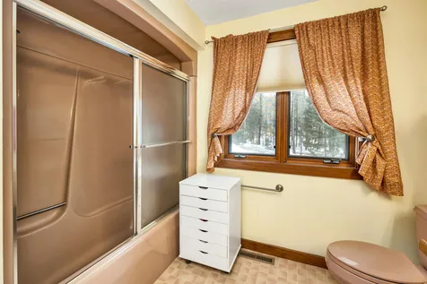 21 Locust Drive Holderness NH 03245