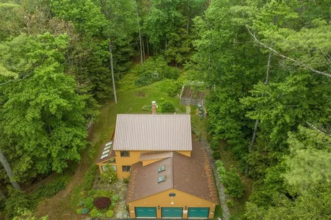 21 Locust Drive Holderness NH 03245