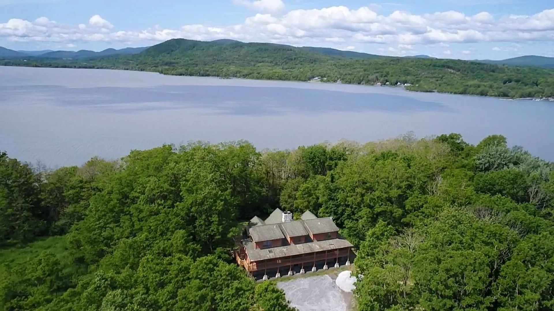 4606 Lake Street Bridport VT 05734