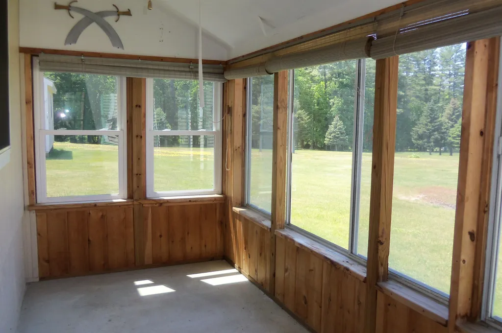 162 Exeter Road Hampton Falls NH 03844