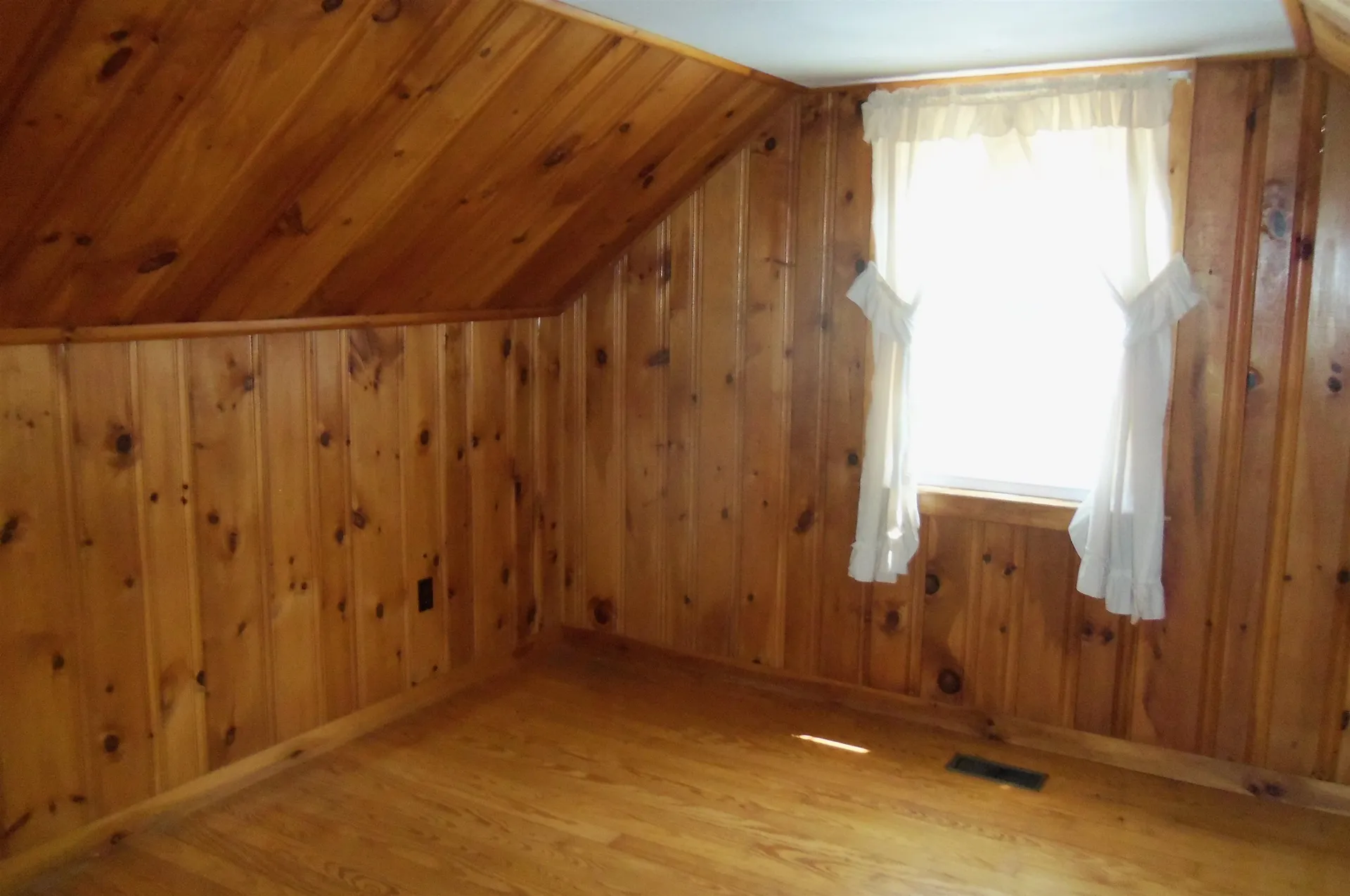 162 Exeter Road Hampton Falls NH 03844