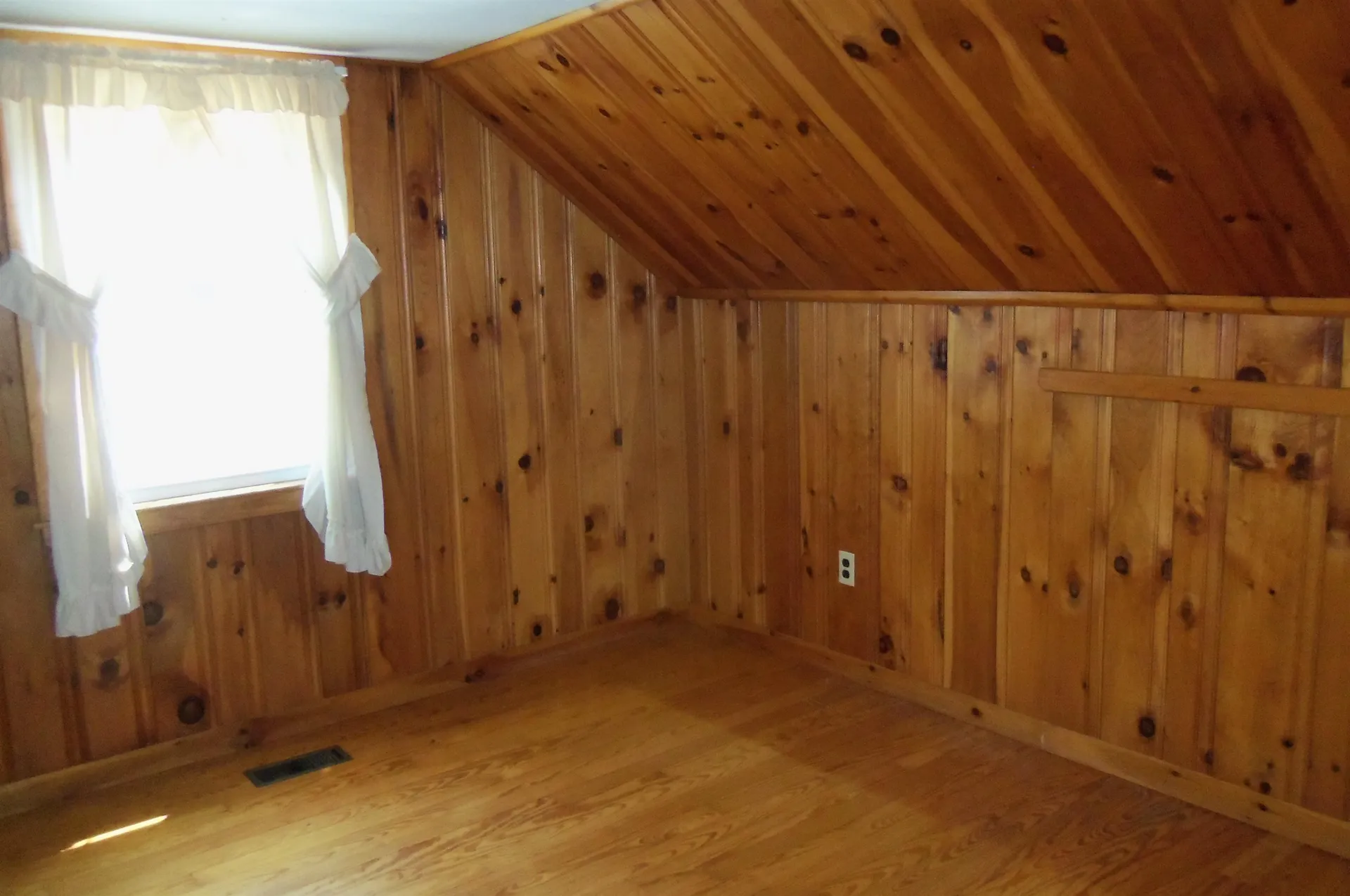 162 Exeter Road Hampton Falls NH 03844