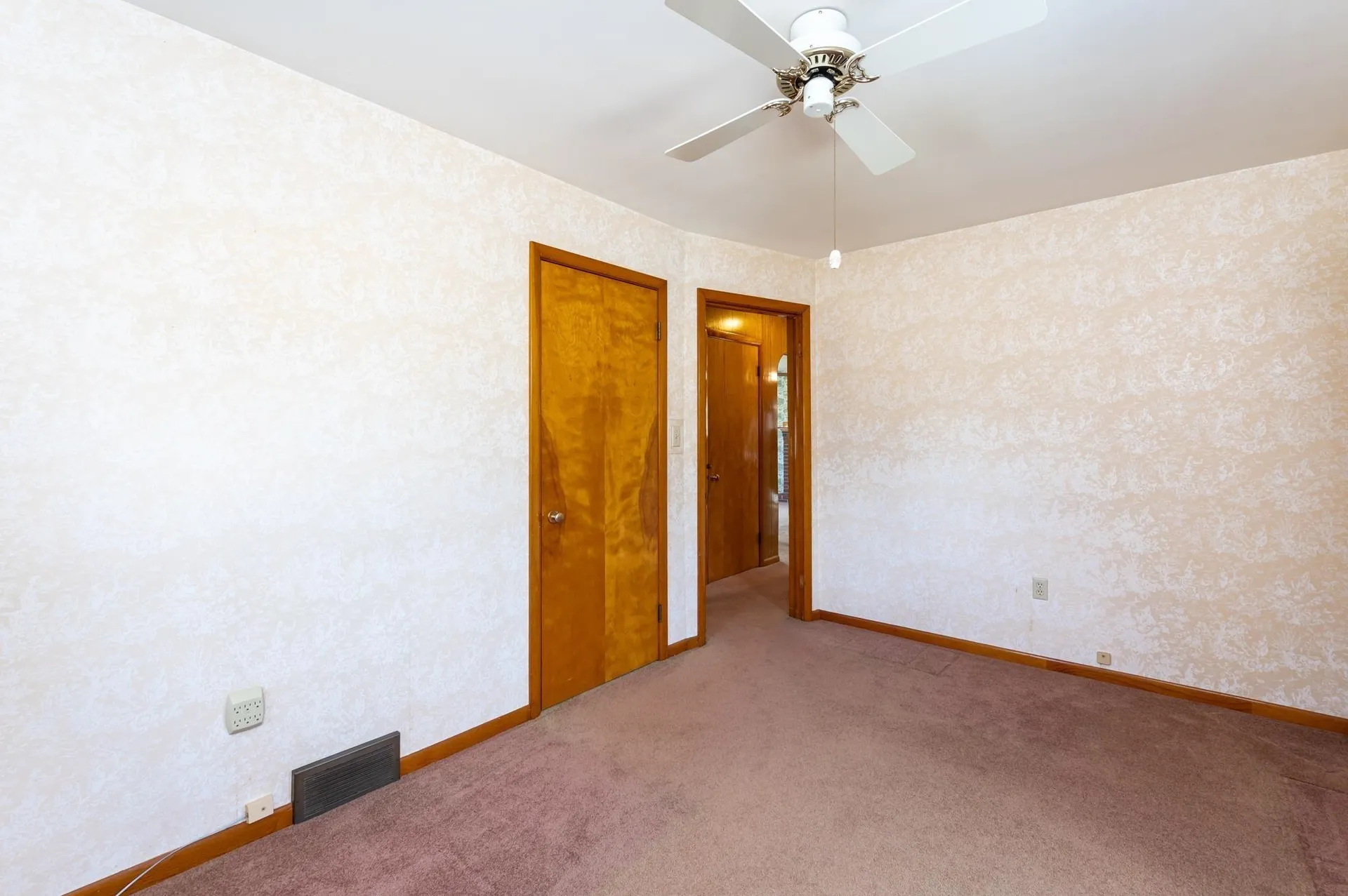 162 Exeter Road Hampton Falls NH 03844