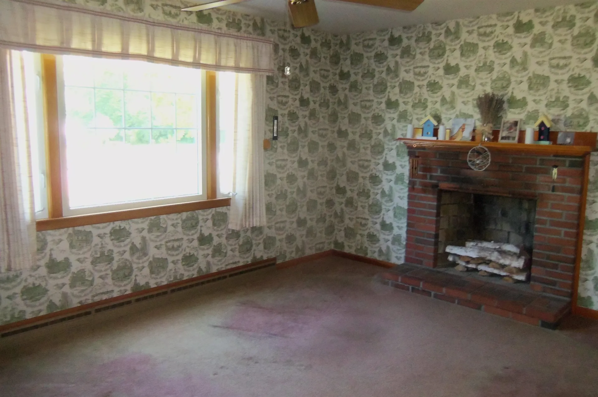 162 Exeter Road Hampton Falls NH 03844