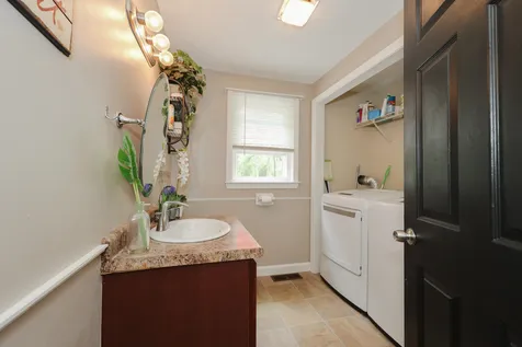 1 Donovan Drive Derry NH 03038