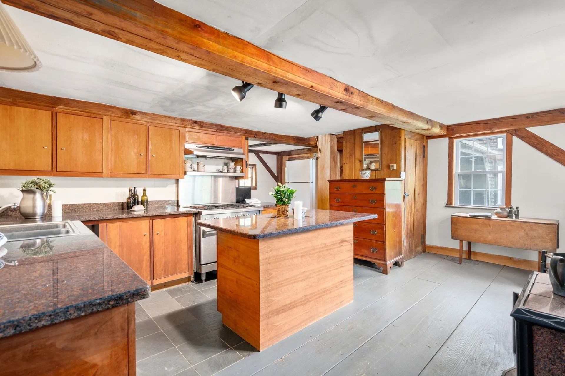53 Bagdad Road Durham NH 03824