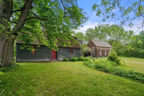 53 Bagdad Road Durham NH 03824