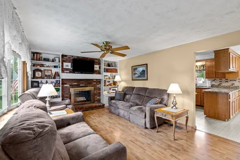 1 Benrus Street Nashua NH 03060