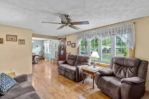 1 Benrus Street Nashua NH 03060