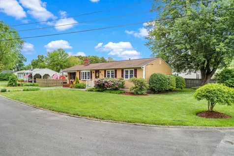 1 Benrus Street Nashua NH 03060
