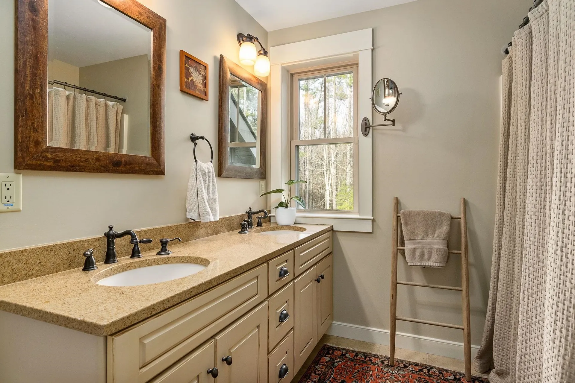 888 Mcintyre Road Newington NH 03801