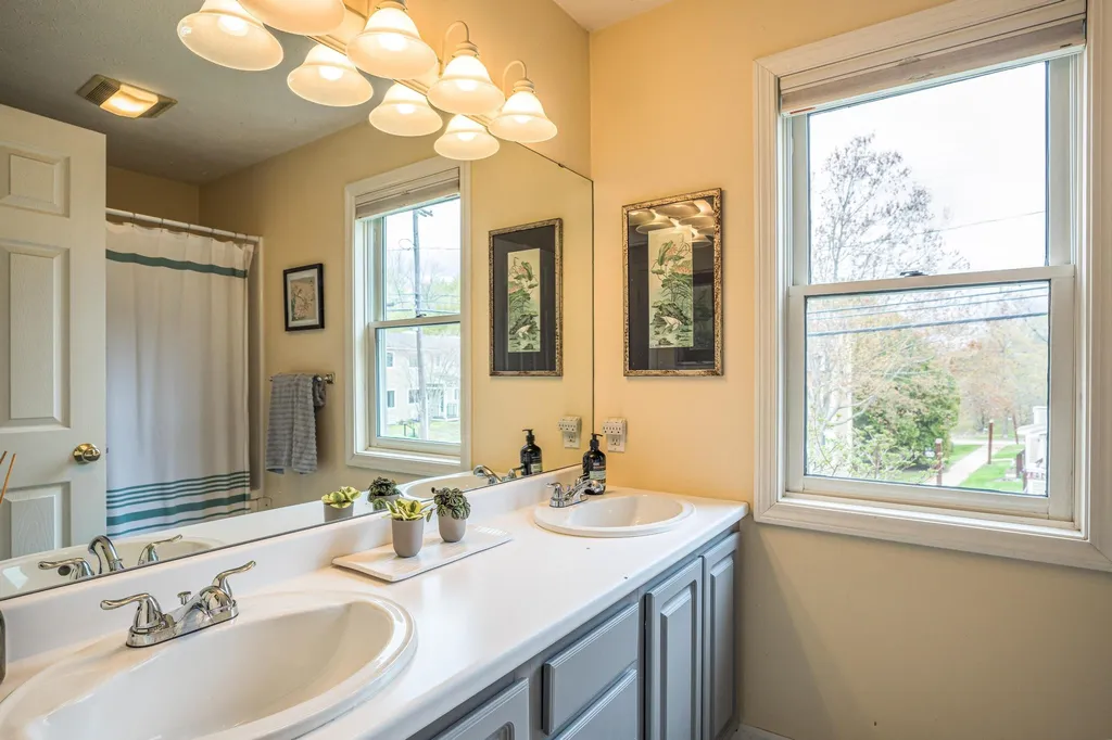 125 Spinnaker Way Portsmouth NH 03801