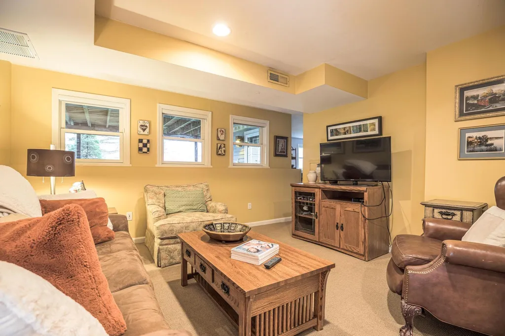 125 Spinnaker Way Portsmouth NH 03801