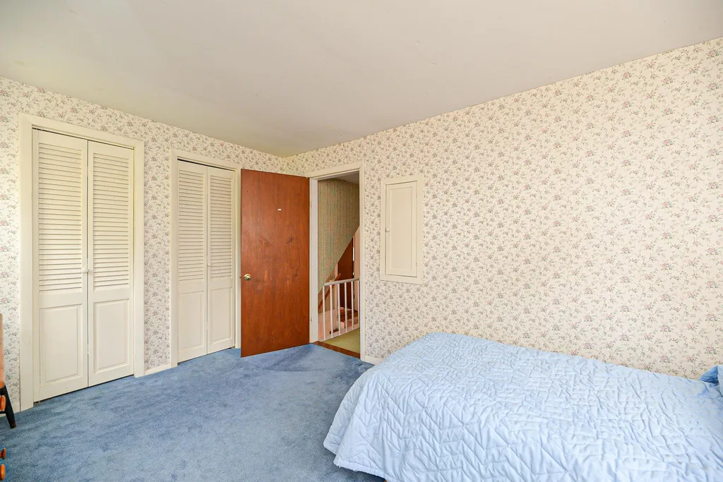 33 Little River Road Kingston NH 03848
