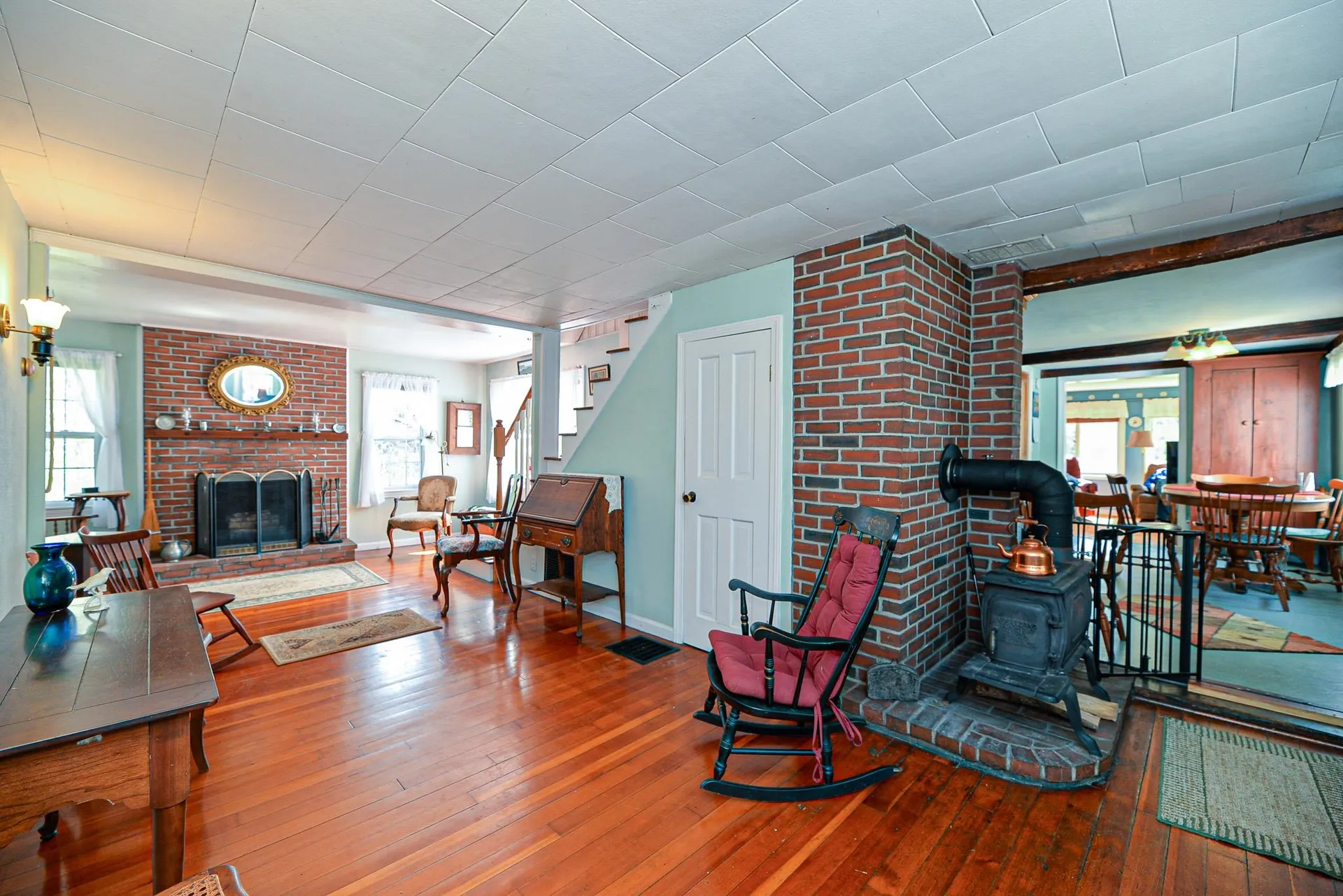 33 Little River Road Kingston NH 03848