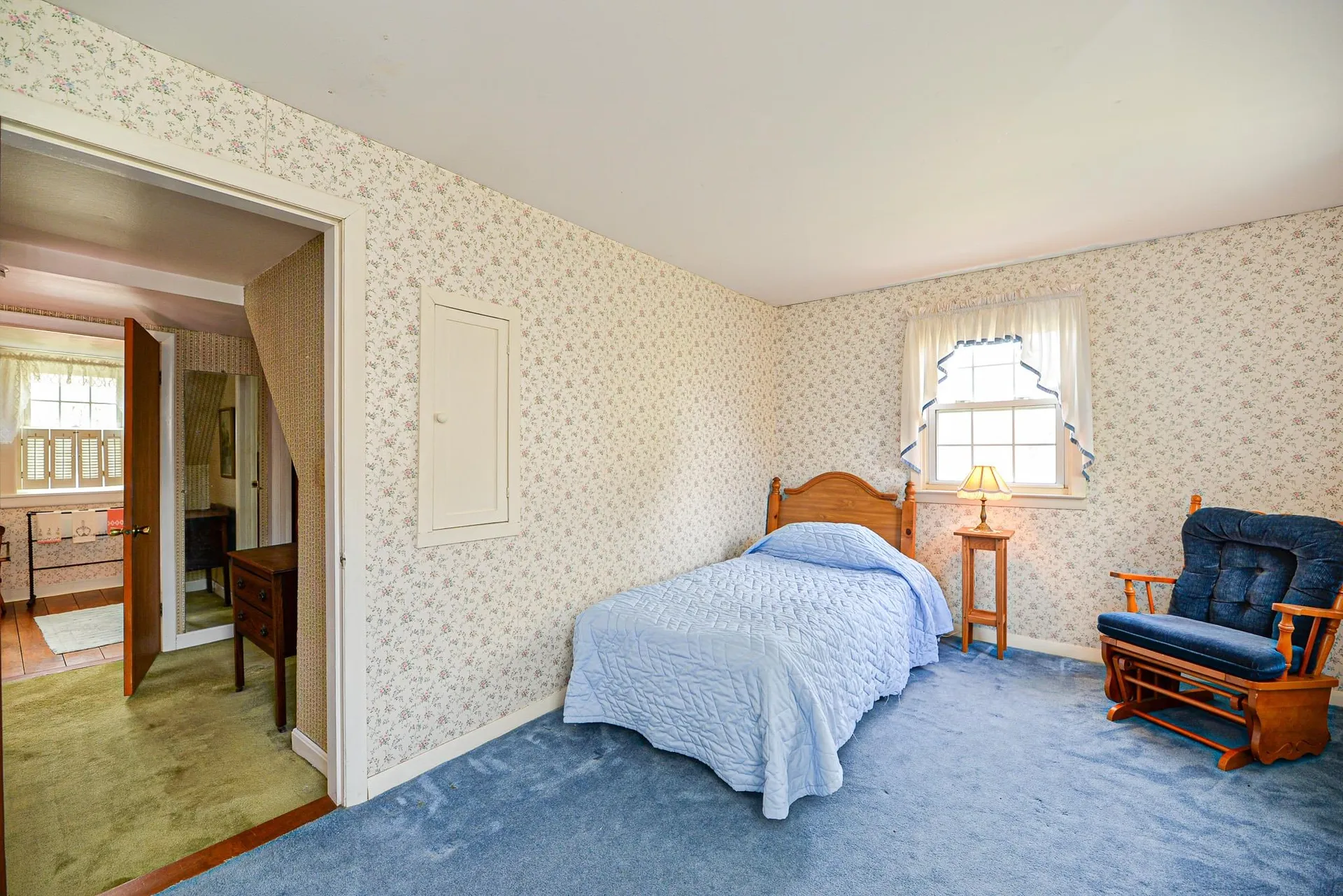 33 Little River Road Kingston NH 03848