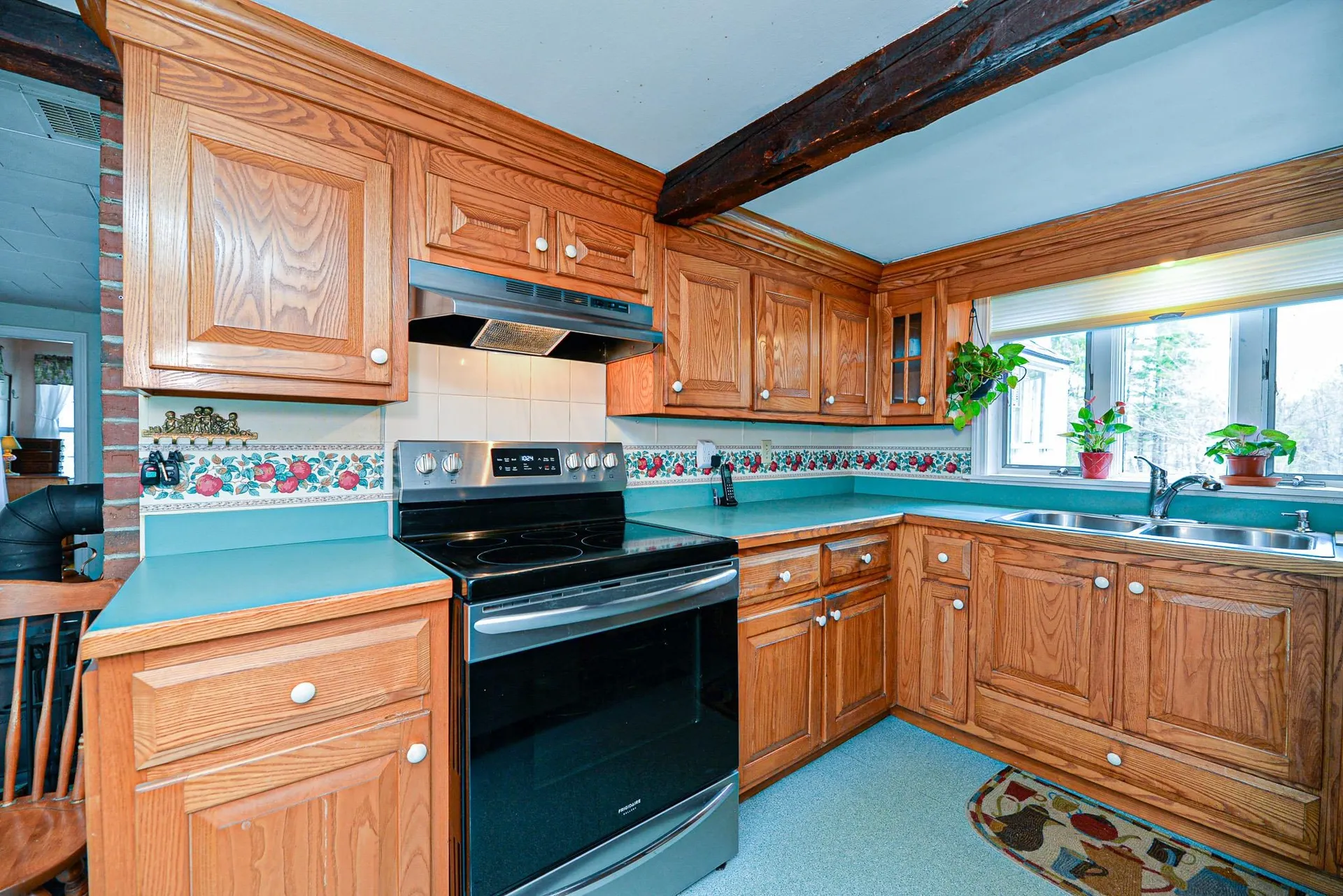 33 Little River Road Kingston NH 03848