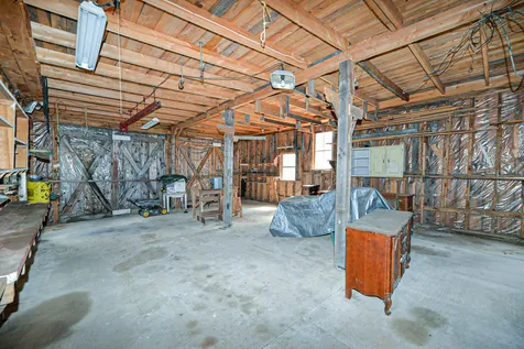33 Little River Road Kingston NH 03848