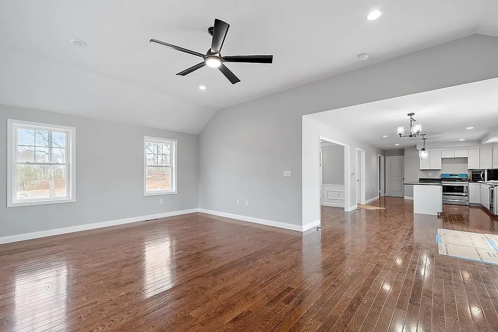 292 Copp Drive Fremont NH 03044
