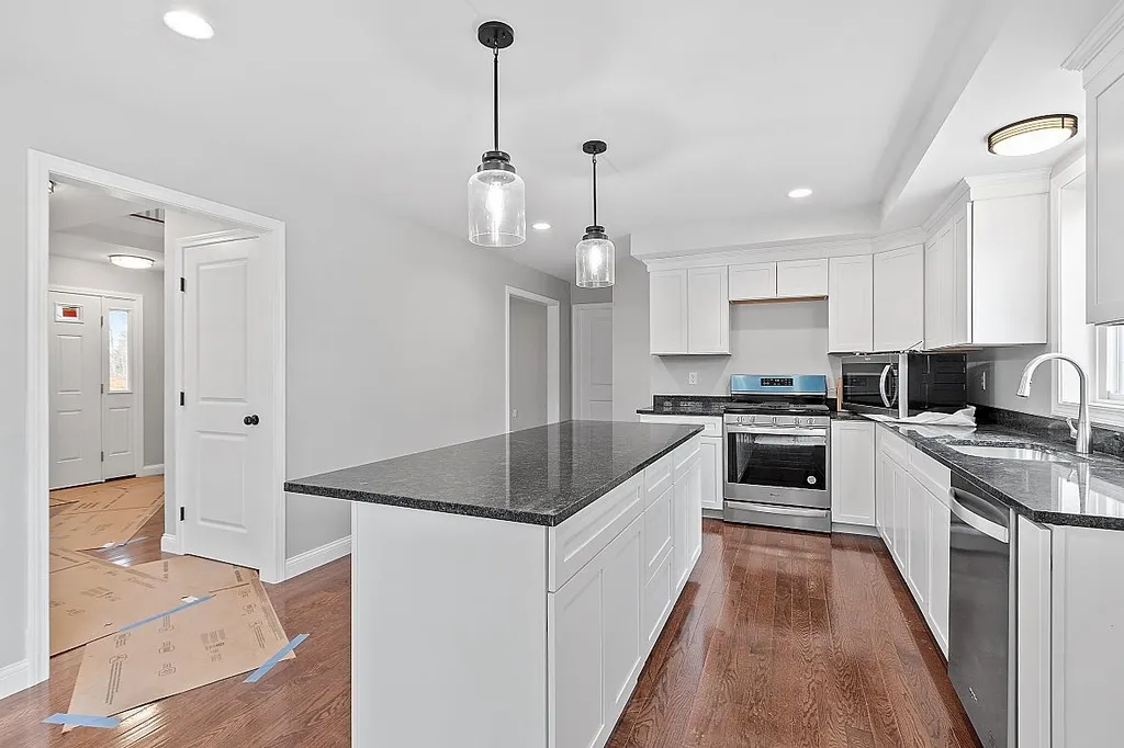 292 Copp Drive Fremont NH 03044