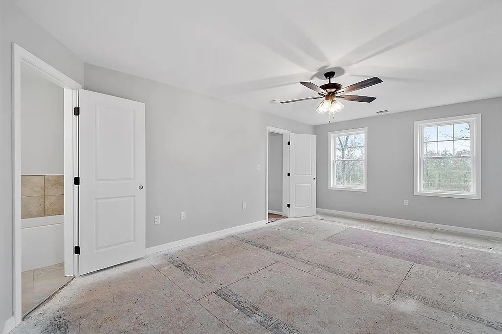 292 Copp Drive Fremont NH 03044